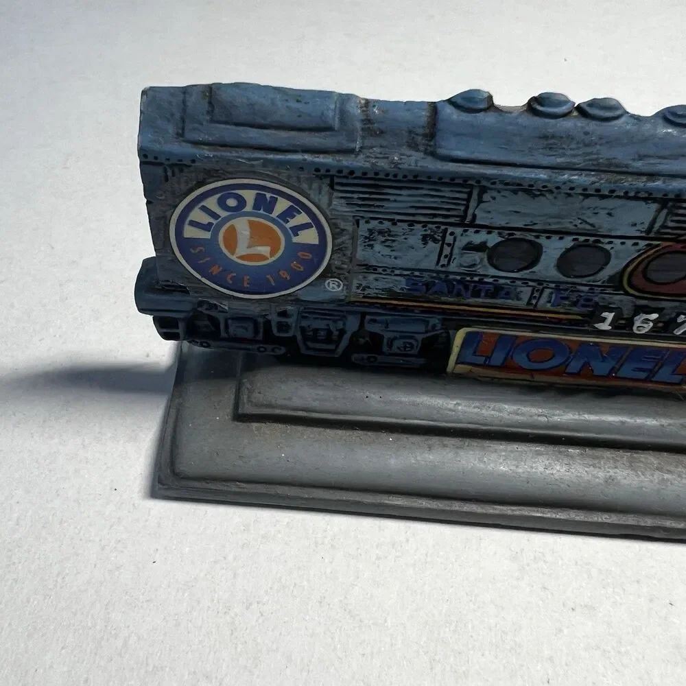 Vintage Lionel Trains Santa Fe 167 Locomotive Bookend Letter Holder Desk Piece